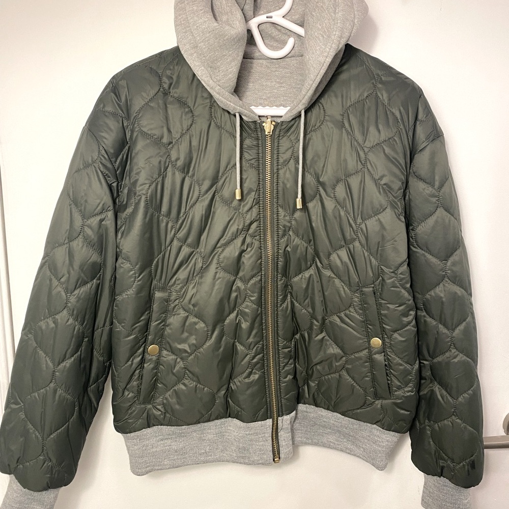 GAP Reversible Olive Green Quilted Bomber Jacket Size Medium